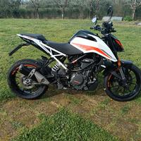 KTM Duke 390 abs