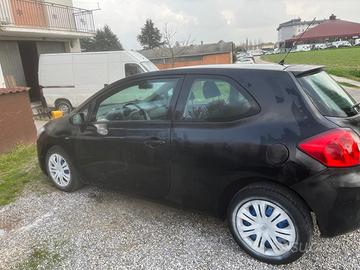 Toyota Auris USATA + adattamenti disabili