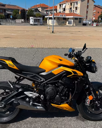 Triumph street triple 765rs