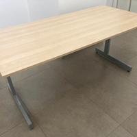 Scrivania IKEA JERKER effetto rovere – 160*80*2