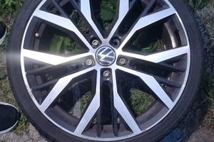 cerchi e gomme golf