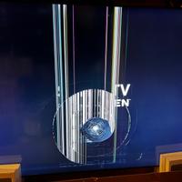 Tv Samsung UE82TU8070