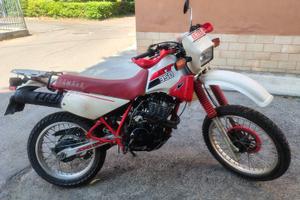 Yamaha XT 350
