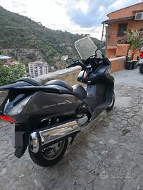 Honda silver wing 600