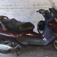 SCOOTER  Piaggio x8 200 cc