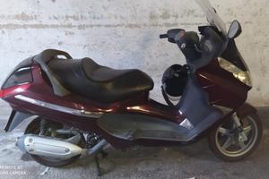 SCOOTER  Piaggio x8 200 cc