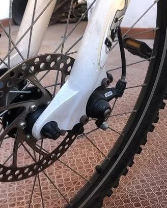 BICICLETTA MOUNTAIN BIKE ROCKRIDER 6 DECATLHON