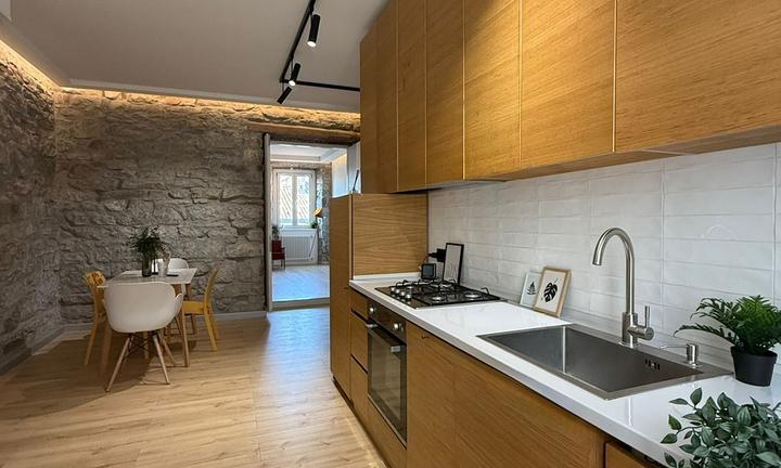 Luminoso appartamento ristrutturato e arredato