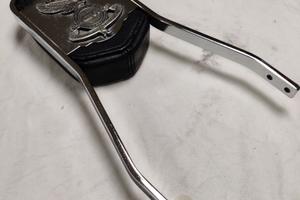 Sissybar Givi con Portapacchi per Custom / Shadow