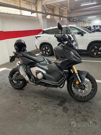 Honda xadv 750