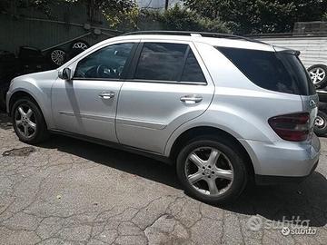 Mercedes ml 320 anno 2009 ricambi