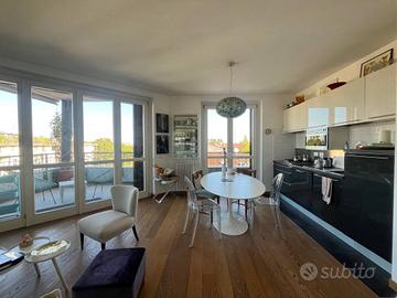 Attico / Mansarda di 133 m² con 3 locali a Milano