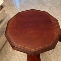 Tavolino decagonale