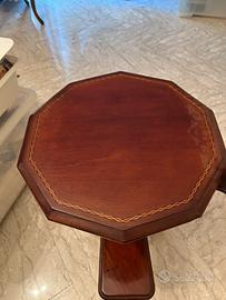 Tavolino decagonale