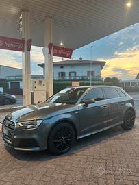 Audi A3 1.6 TDI 116 CV S TRONIC S LINE