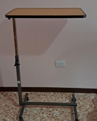 tavolino con ruote