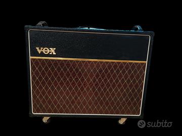 Amplificatore chitarra Vox AC15C2 