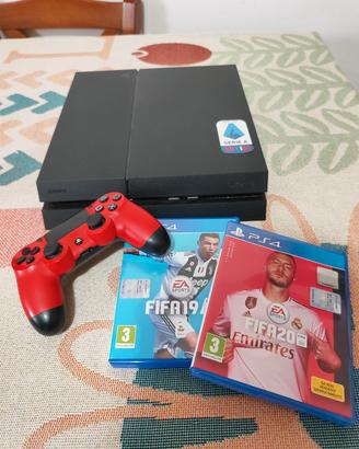 PlayStation 4 nuova con joystick e 2 giochi 