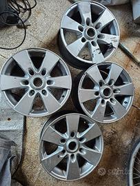 cerchioni in lega mitsubishi pajero R16