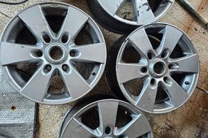 cerchioni in lega mitsubishi pajero R16