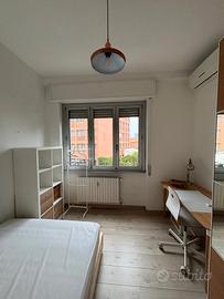IKEA KALLAX – Libreria bianca 4 x 2 moduli