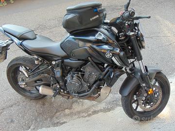 Yamaha MT-07 nera versione Pure km 32.000 anno 202