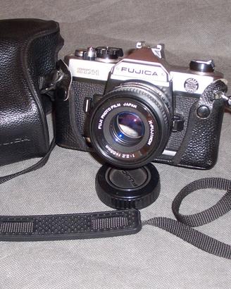 REFLEX FUJICA CON ZOOM E CAVALLETTO