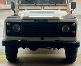 Land rover 90 defender