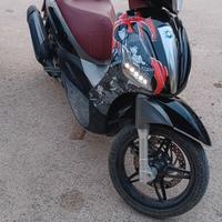 Beverly 350 sport Turing