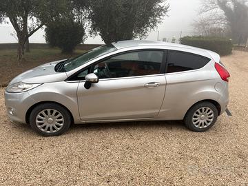 Ford fiesta 1.4 tdci titanium