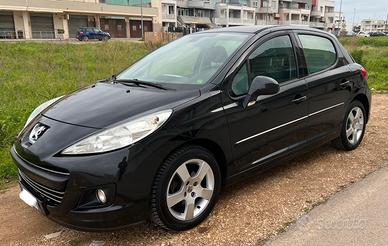 Peugeot 207 XS - 1.6 HDi 93 CV - Cerchi 16”