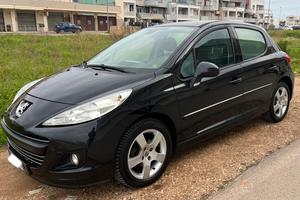 Peugeot 207 XS - 1.6 HDi 93 CV - Cerchi 16”