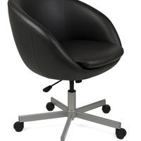 Poltrona girevole con tre ruote