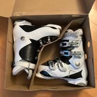 scarponi sci Atomic donna