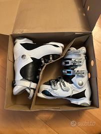 scarponi sci Atomic donna