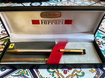Penna a sfera Ferrari