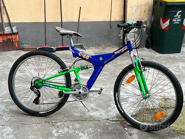 Bici MTB biammortizzata 26”