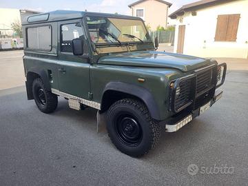 Land Rover defender