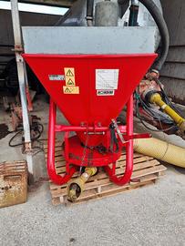 Spandiconcime per vigneti