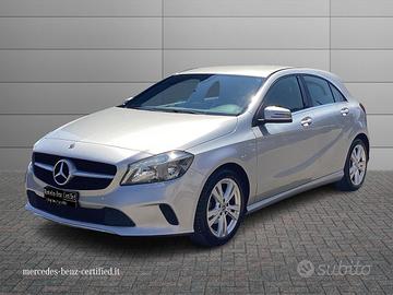 MERCEDES-BENZ A 180 d Sport auto my16