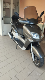 Scooter Yamaha Versity 300