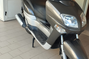 Scooter Yamaha Versity 300