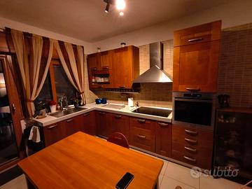 cucina ciliegio in legno