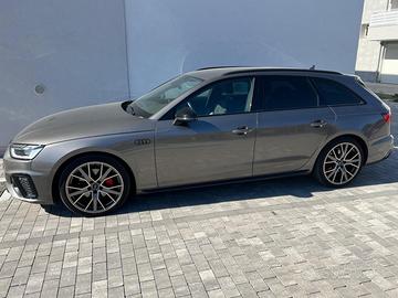 Audi a4 avant serie 4