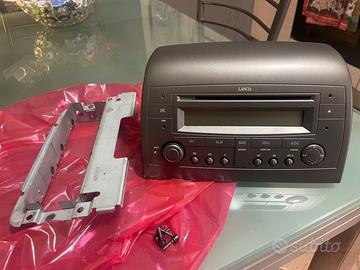 Stereo Lancia Y anno 2005