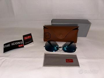 Occhiali Ray-Ban unisex, mai usati