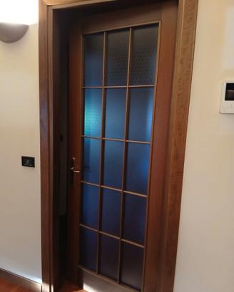 3 porte in legno noce