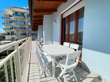 150 m dal mare - 3 matrimoniali e 2 bagni - p/a