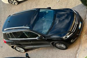 Volkswagen Tiguan 2.0 TDI Sport & Style Bluemotion
