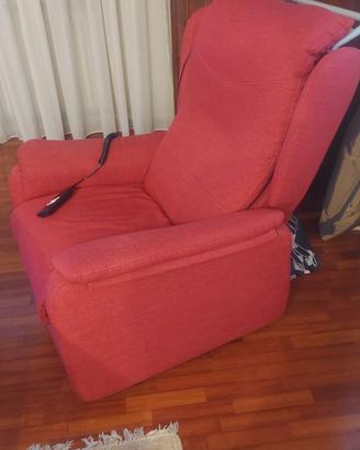 Poltrona relax elettrica reclinabile color rosso